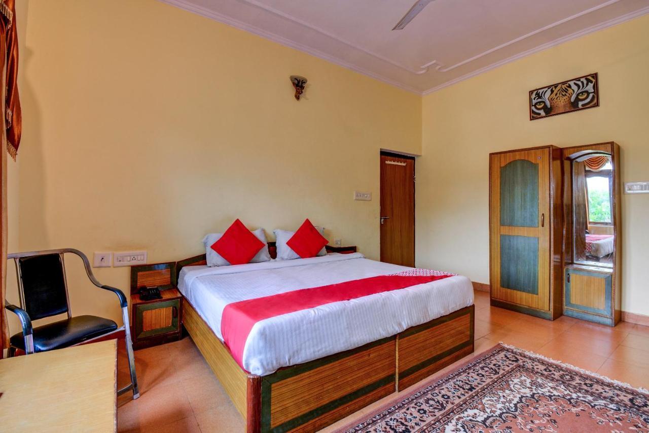 Ranthambhore Vilas Hotel Sawai Madhopur Bagian luar foto